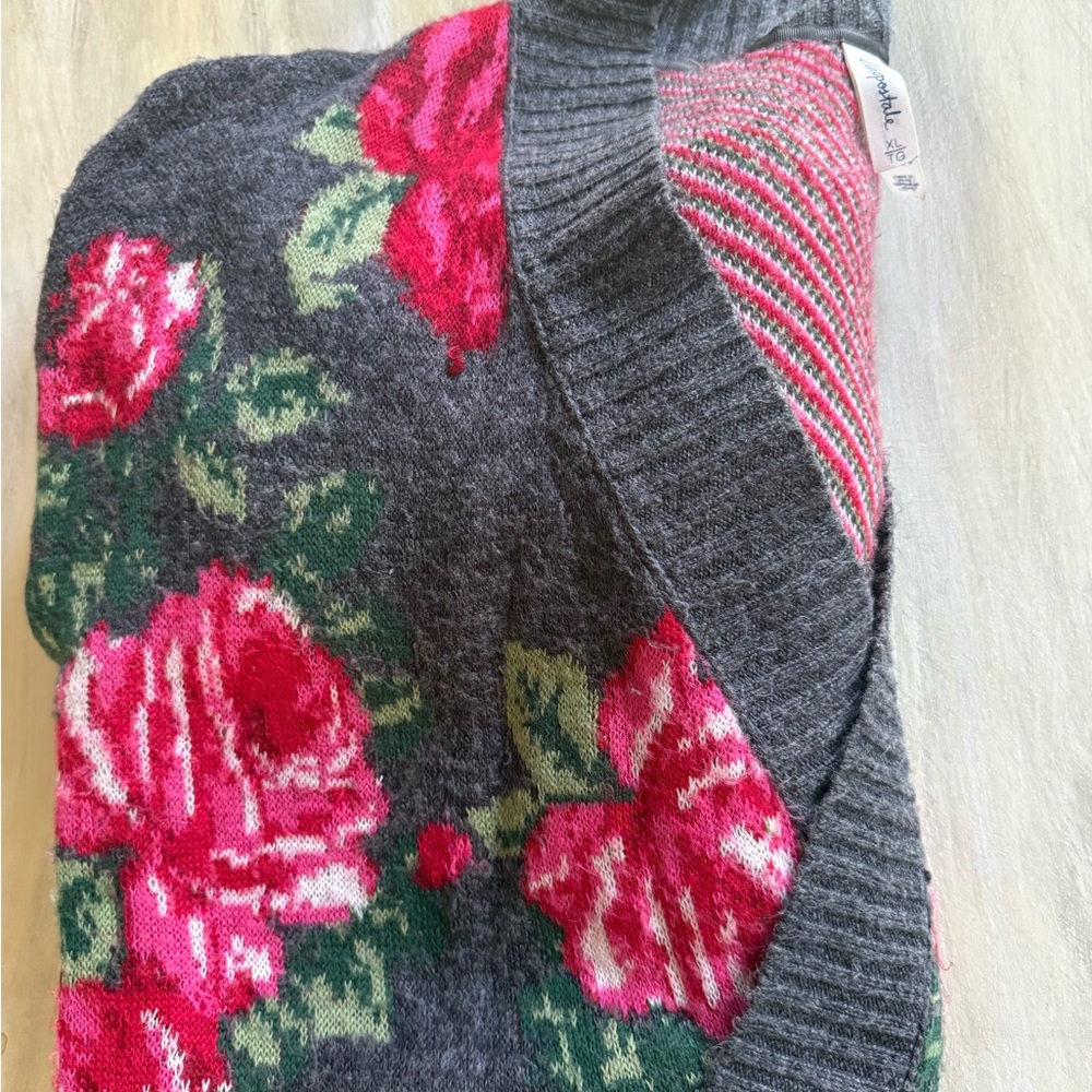 Aeropostale Gray and Pink Floral Turtleneck Sweater